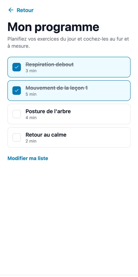 Écran « Mon programme » : une liste de quatre exercices avec leur durée, dont deux déjà cochés.